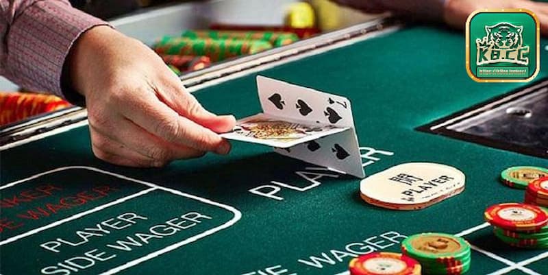 Tìm hiểu luật chơi Baccarat K8CC đơn giản